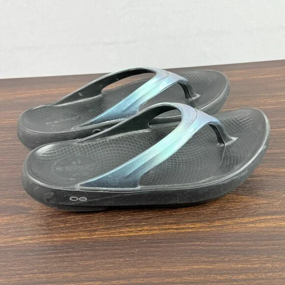 Oofos Sandals Womens 10 Black Blue Thong Flip Flop Beach Walking Recovery - Picture 2 of 7